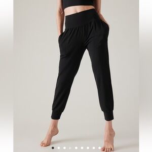 Athleta Salutation Jogger